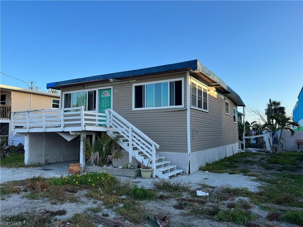 911 3rd ST FORT MYERS BEACH, FL 33931
