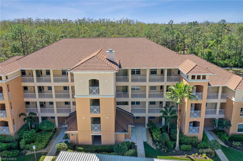 10550 Amiata WAY 404 FORT MYERS, FL 33913