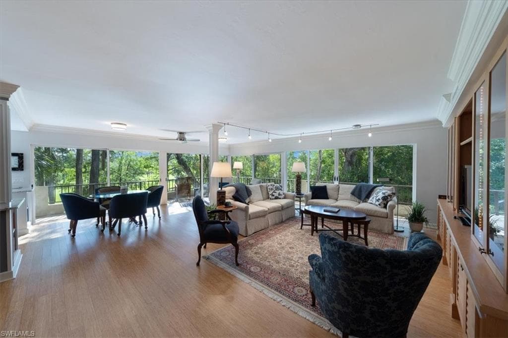 107 Wilderness DR 312 NAPLES, FL 34105