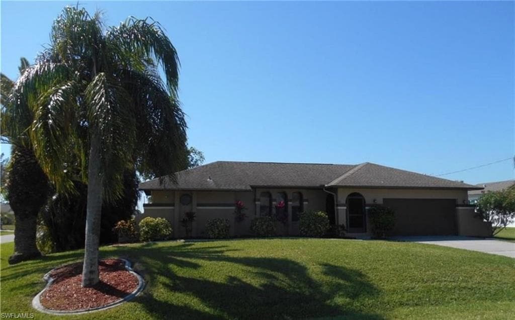 1614 43rd LN CAPE CORAL, FL 33914