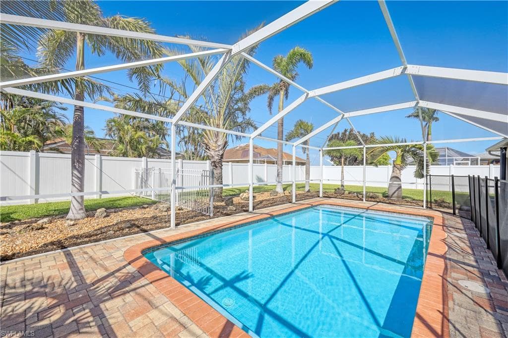 153 27th TER CAPE CORAL, FL 33904