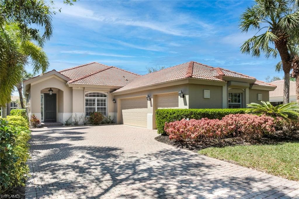21756 Masters CIR ESTERO, FL 33928