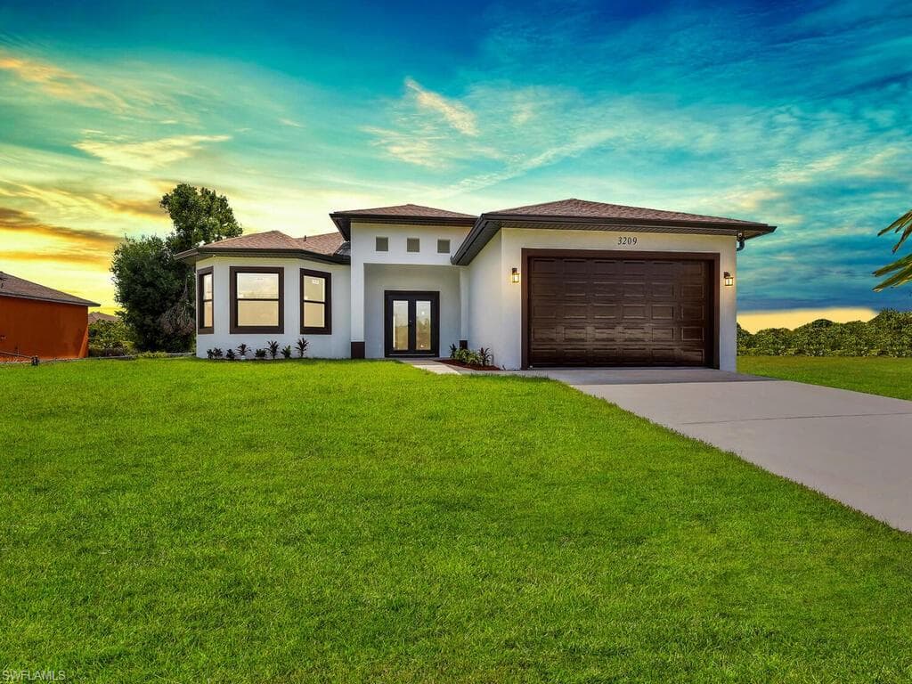 3209 7th ST SW LEHIGH ACRES, FL 33976
