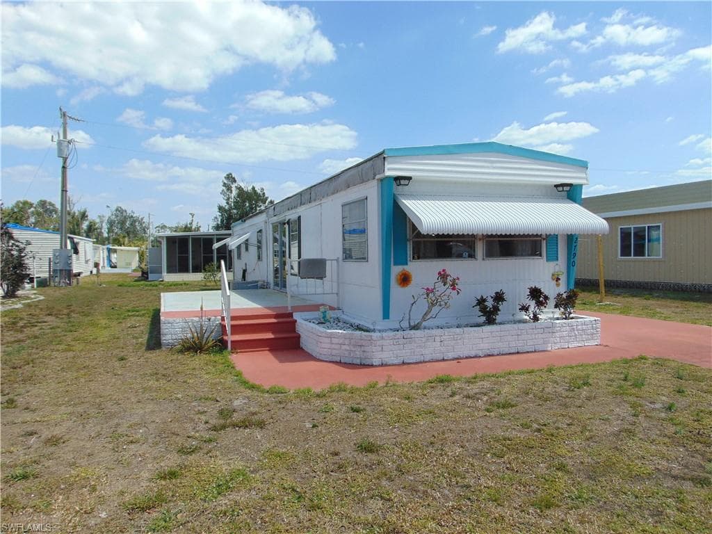 2790 Wedgewood DR NORTH FORT MYERS, FL 33917