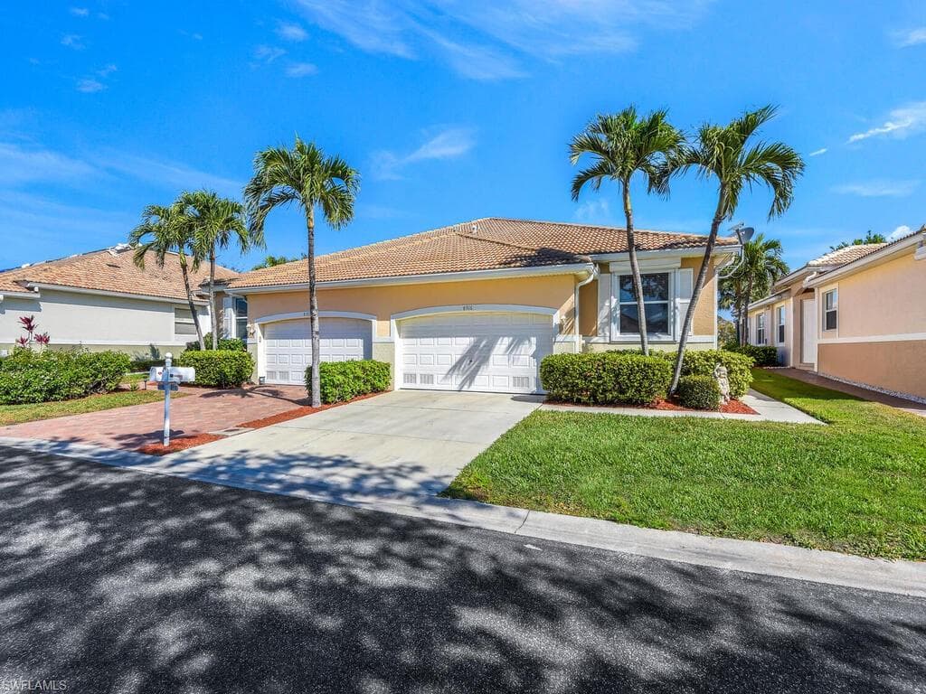 8916 Cranes Nest CT FORT MYERS, FL 33908