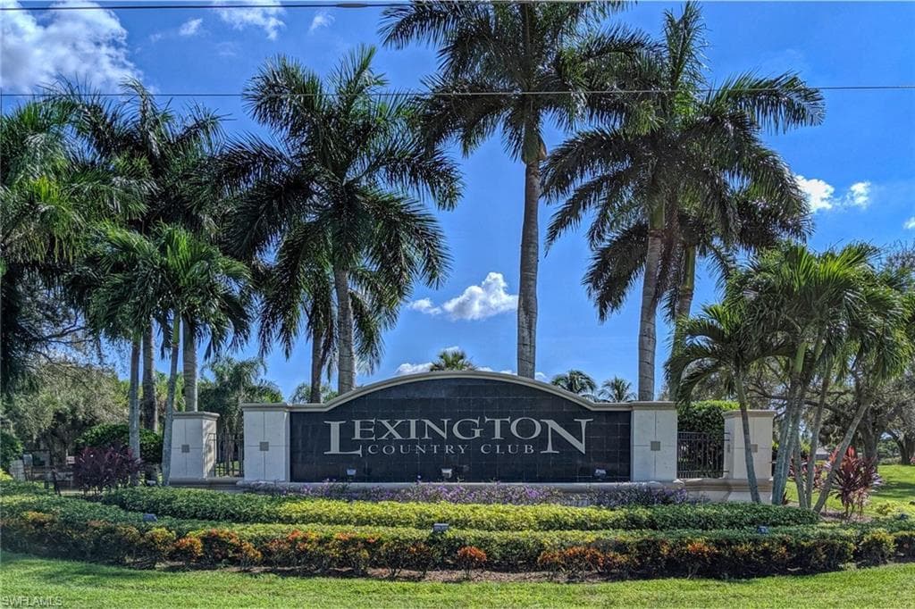 9110 Southmont CV 304 FORT MYERS, FL 33908