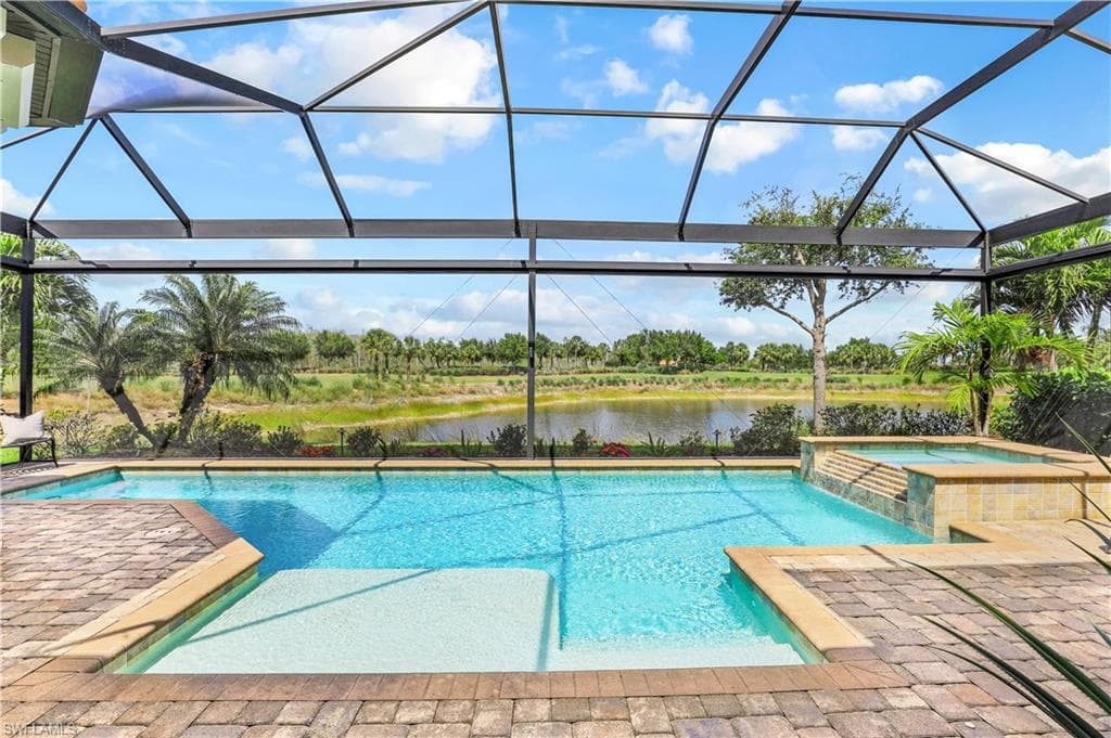 8828 Savona CT NAPLES, FL 34119