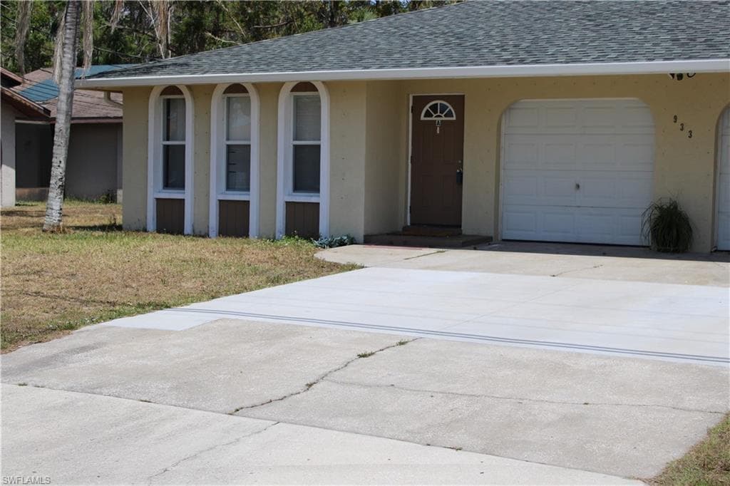 933 SE 24th AVE UNIT #A CAPE CORAL, FL 33990