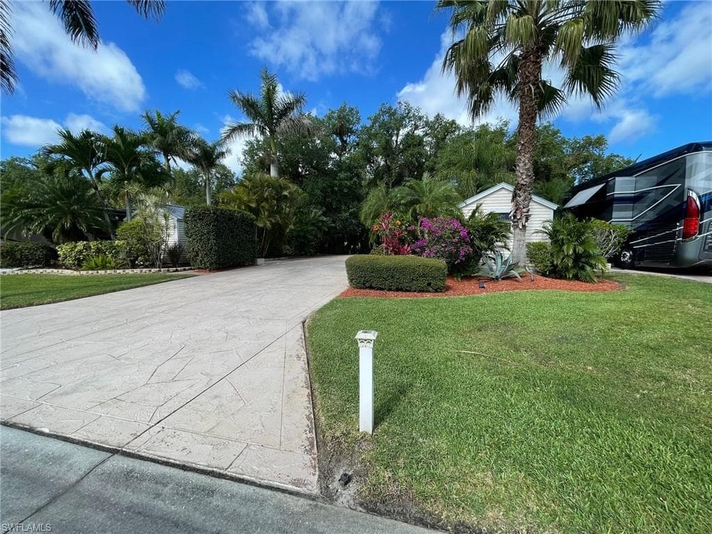 Lot 300 3035 Riverboat LNDG LABELLE, FL 33935