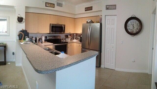 1180 Reserve WAY 206 NAPLES, FL 34105