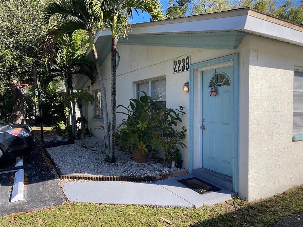 2239 Euclid AVE FORT MYERS, FL 33901