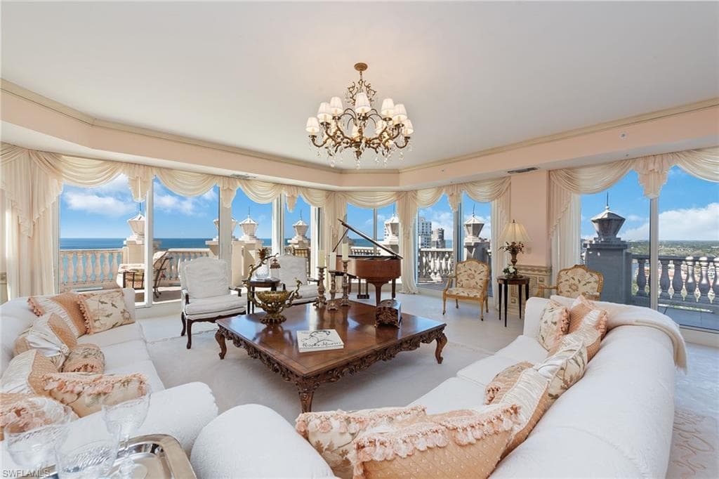 4021 Gulf Shore BLVD N PH14 NAPLES, FL 34103