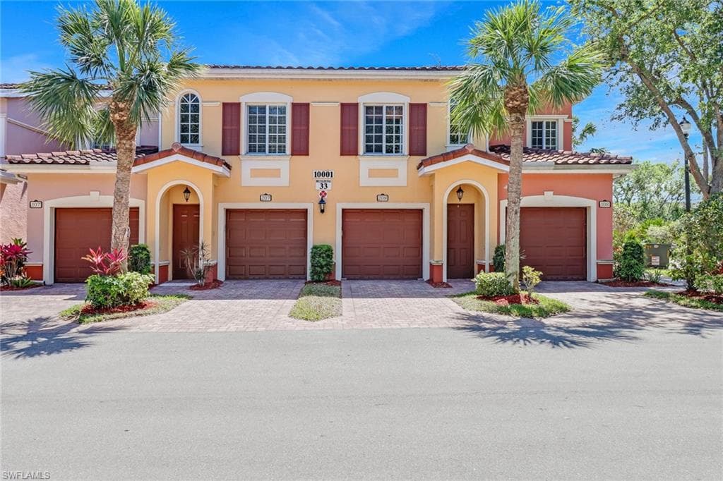 10001 Villagio Gardens LN 208 ESTERO, FL 33928