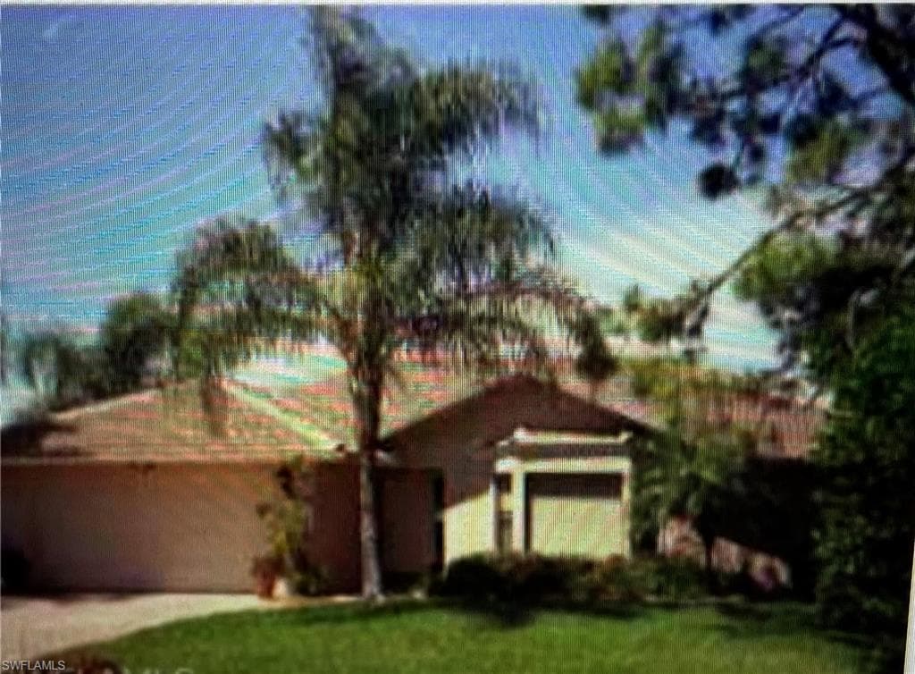 258 Pinehurst CIR NAPLES, FL 34113