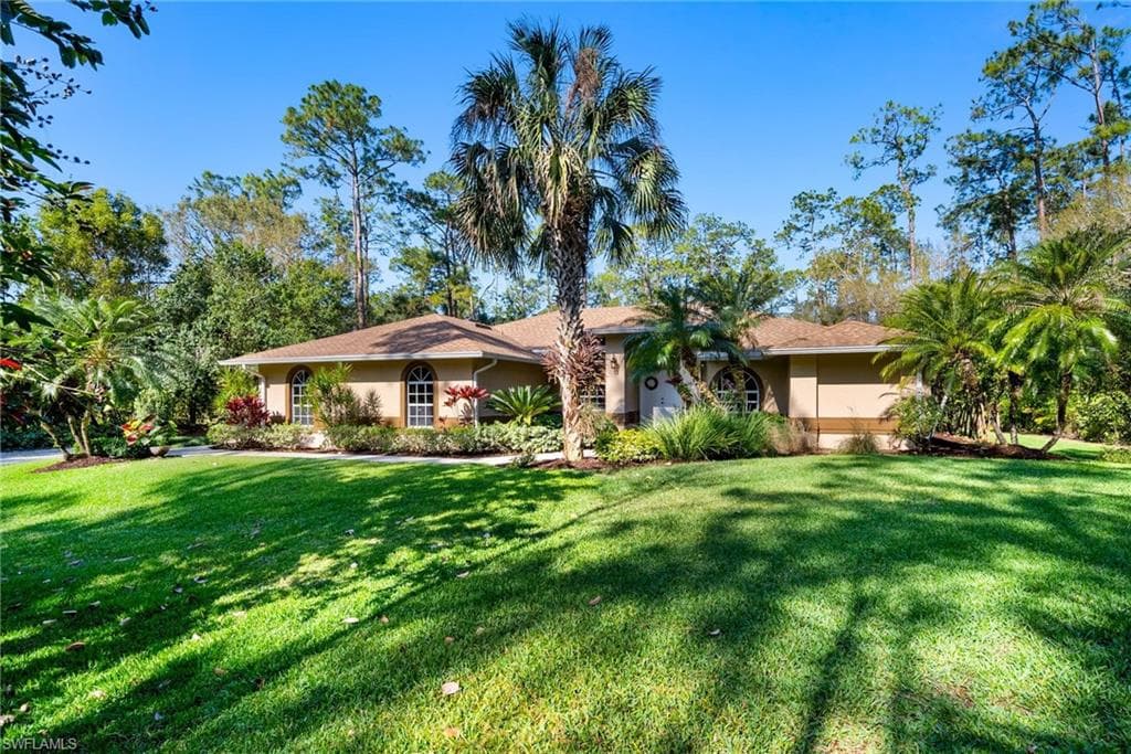 281 Wilson BLVD S NAPLES, FL 34117