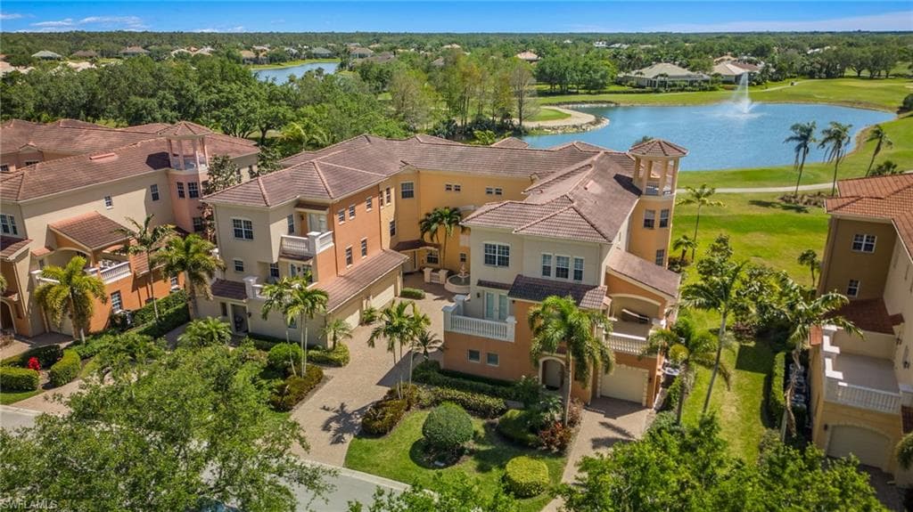588 Avellino Isles CIR 20101 NAPLES, FL 34119
