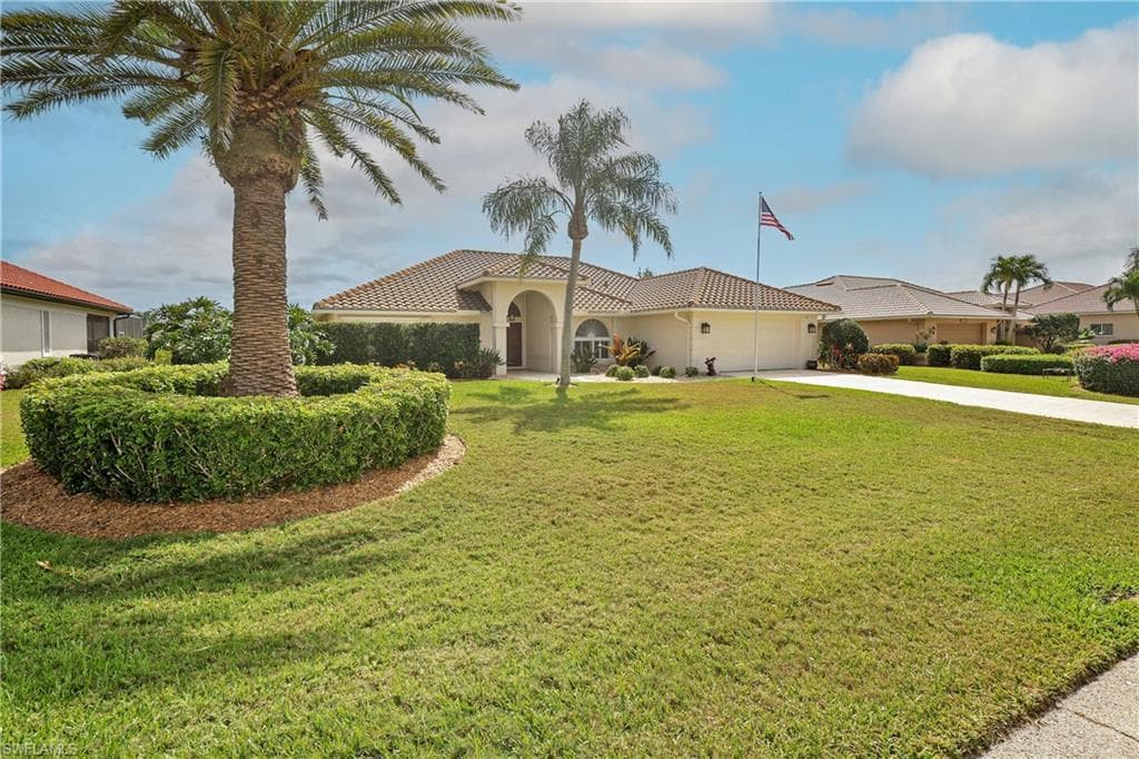 28455 Del Lago WAY BONITA SPRINGS, FL 34135