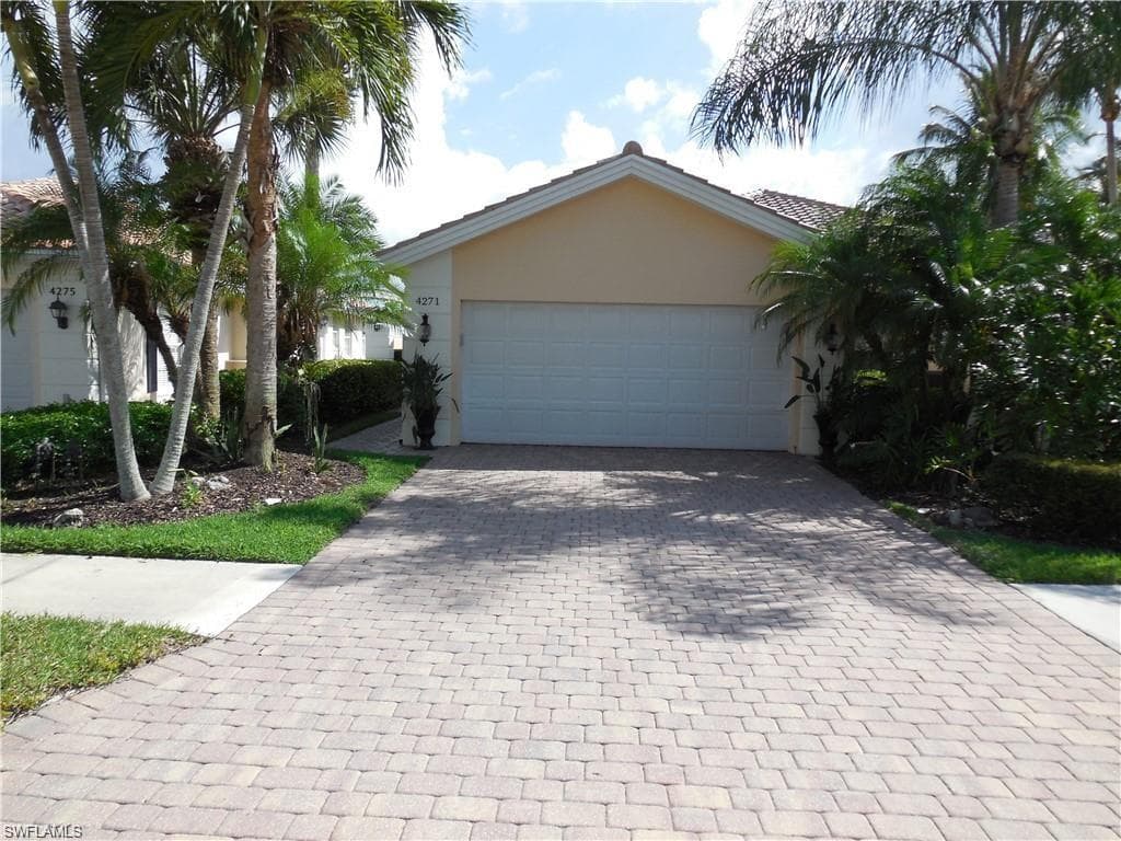 4271 Redonda LN NAPLES, FL 34119