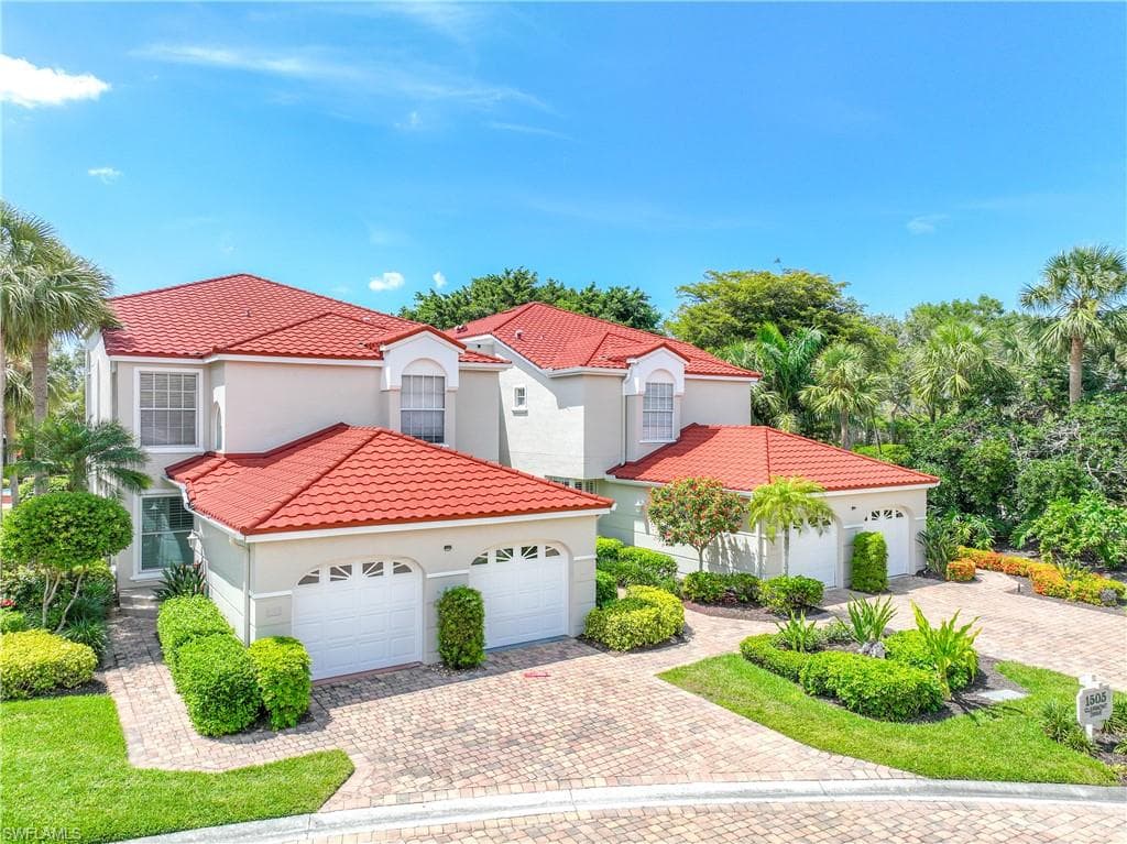 1505 Clermont DR B-102 NAPLES, FL 34109