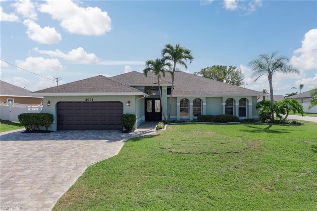 3921 SW 26th AVE CAPE CORAL, FL 33914