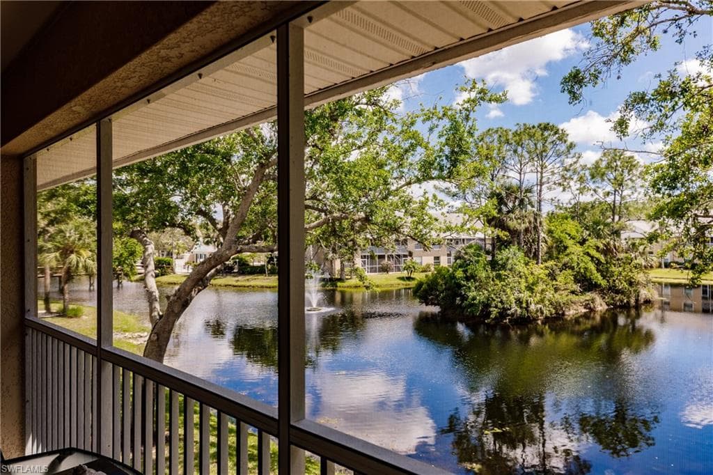 186 Pebble Shores DR 204 NAPLES, FL 34110