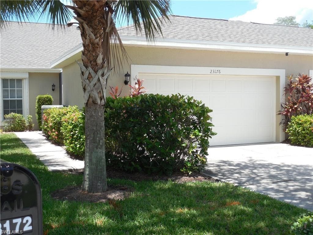 23176 Grassy Pine DR ESTERO, FL 33928