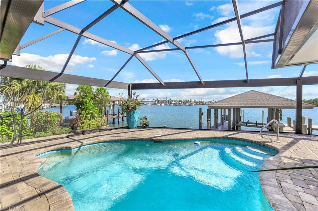167 Hilo ST NAPLES, FL 34113