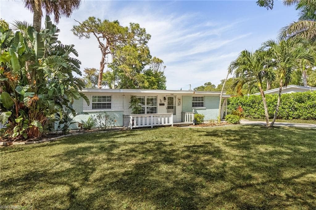 1261 12th AVE N NAPLES, FL 34102