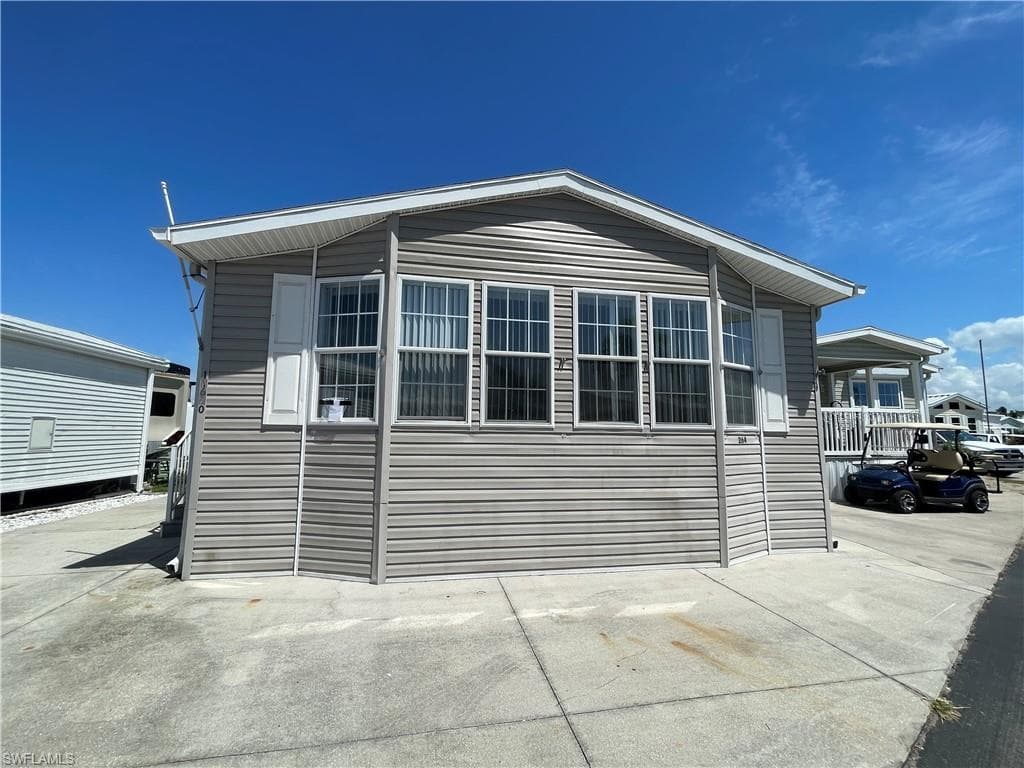 11670 Blue Warbler DR FORT MYERS, FL 33908