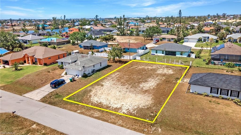3014 SW 10th AVE CAPE CORAL, FL 33914