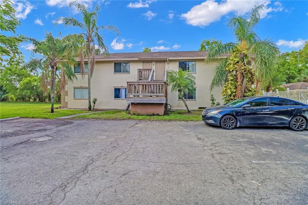 5382 16th PL SW F-2 NAPLES, FL 34116