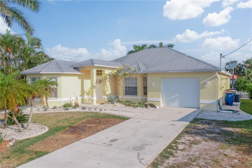 13508 Marquette BLVD FORT MYERS, FL 33905