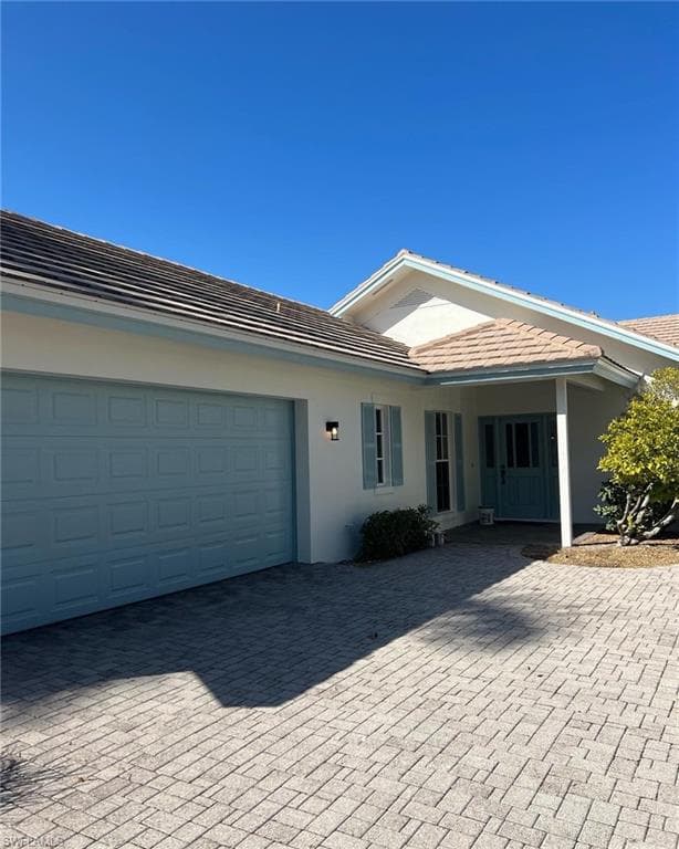 212 Edgemere WAY S NAPLES, FL 34105