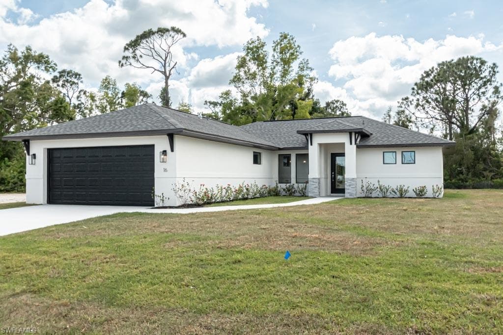 16 10th AVE CAPE CORAL, FL 33993