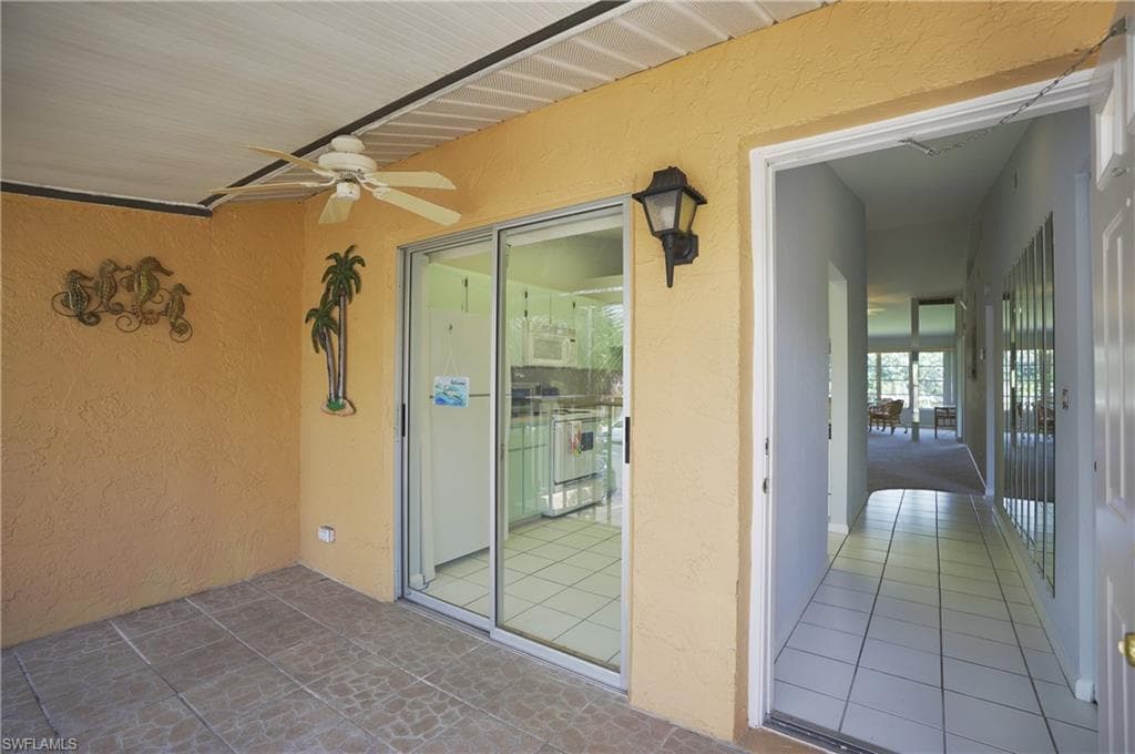 4090 Looking Glass LN 4 NAPLES, FL 34112