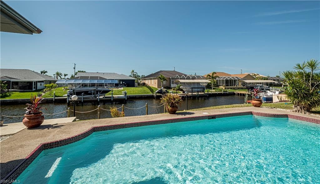 238 SW 37th TER CAPE CORAL, FL 33914