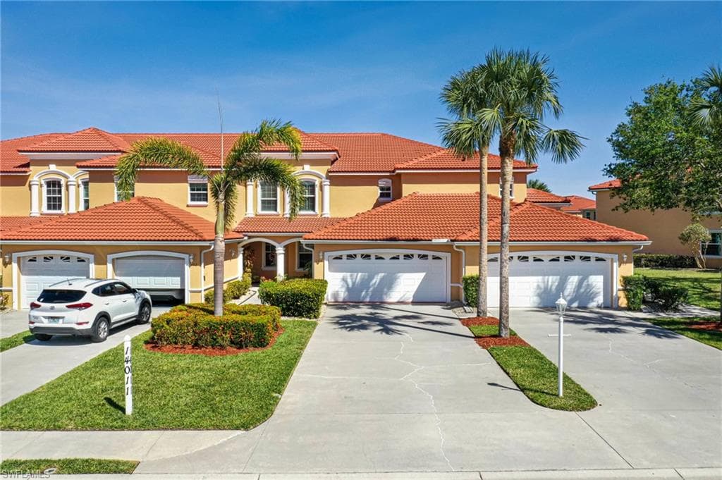 14011 Eagle Ridge Lakes DR 103 FORT MYERS, FL 33912