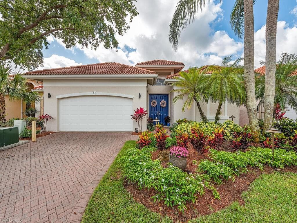 112 April Sound DR NAPLES, FL 34119