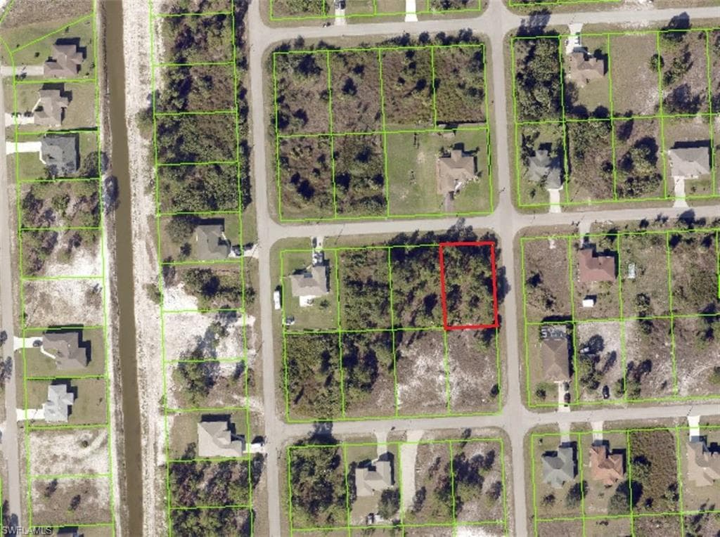 3601 28th ST SW LEHIGH ACRES, FL 33976