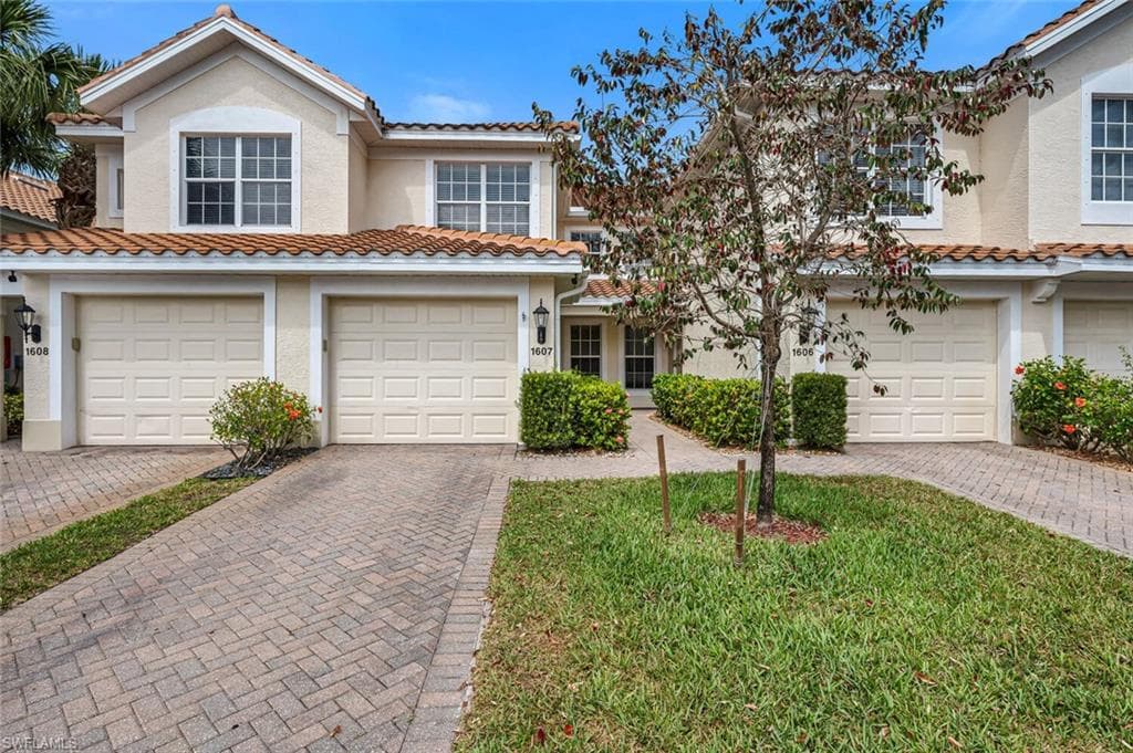 1280 Henley ST 1607 NAPLES, FL 34105
