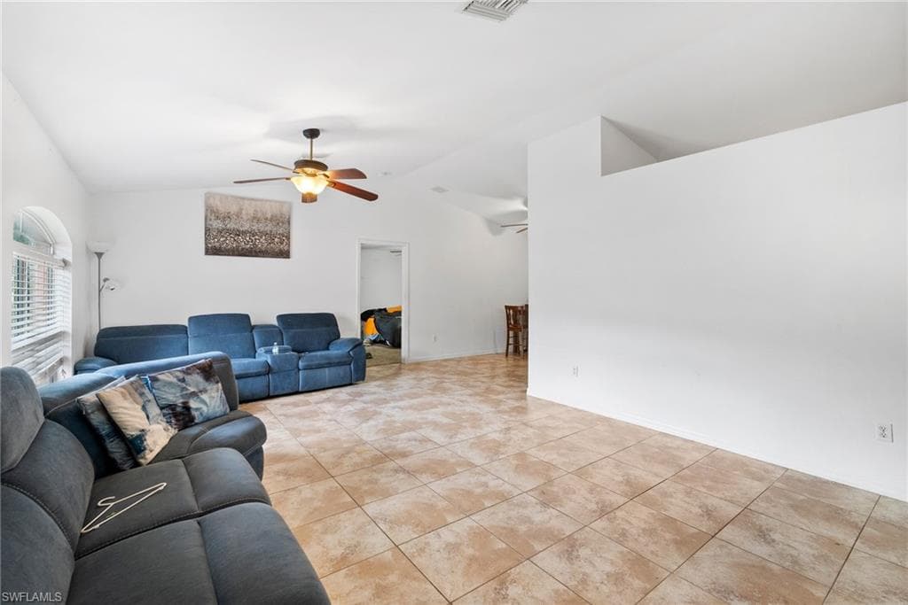 1938 Marlay AVE LEHIGH ACRES, FL 33972