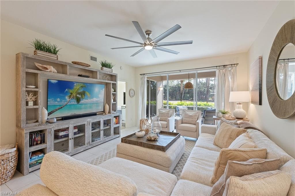 1950 Willow Bend CIR 103 NAPLES, FL 34109