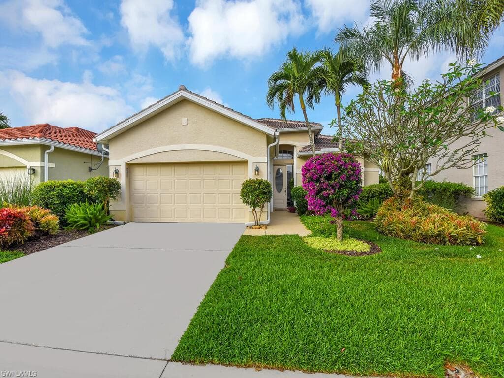 11232 Lakeland CIR FORT MYERS, FL 33913