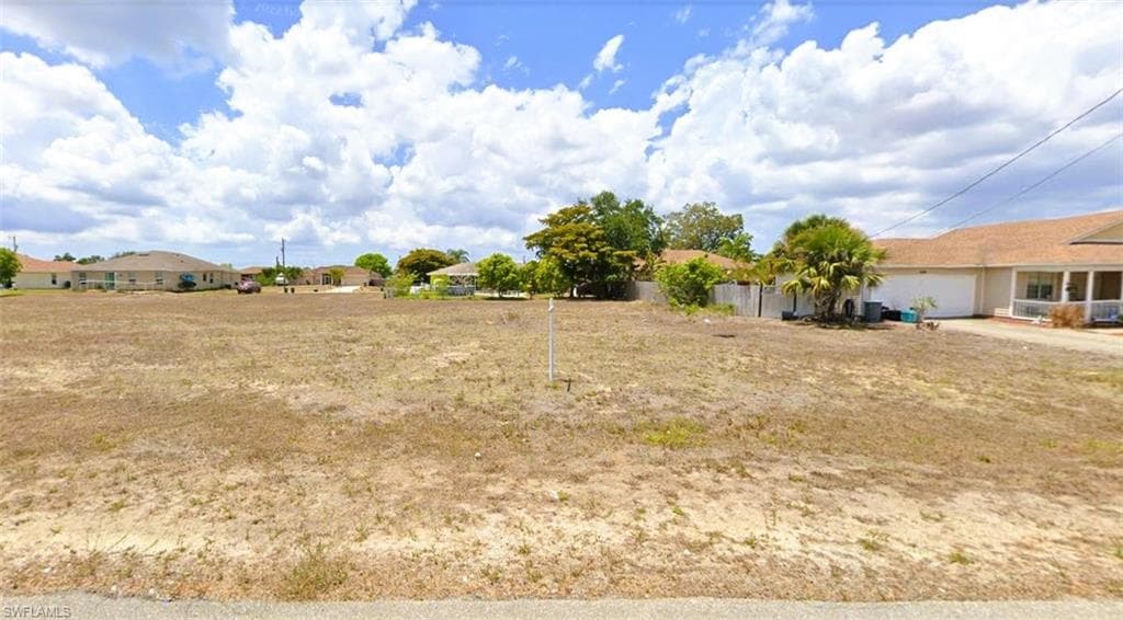 1322 NE 5th PL CAPE CORAL, FL 33909