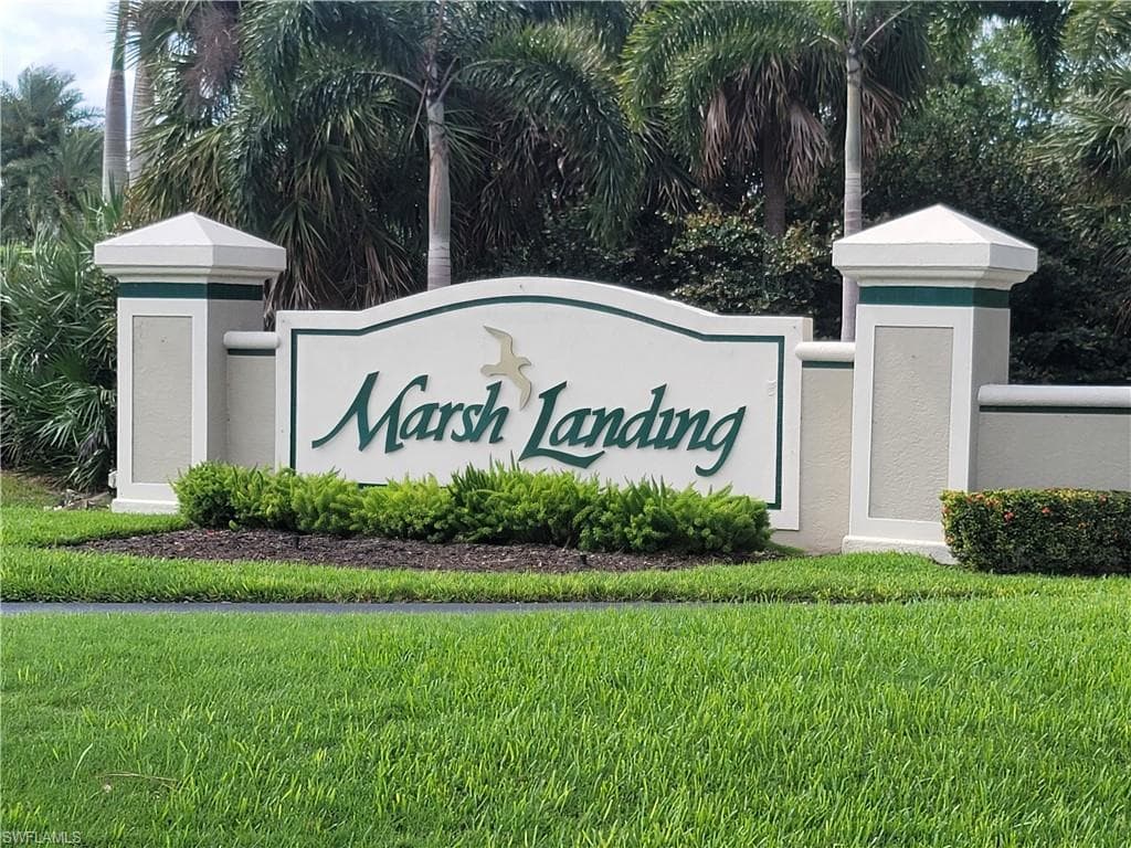 23023 Lone Oak DR ESTERO, FL 33928