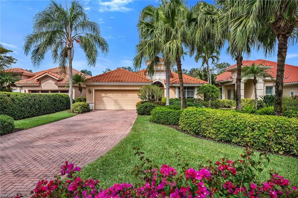 957 Tierra Lago WAY NAPLES, FL 34119