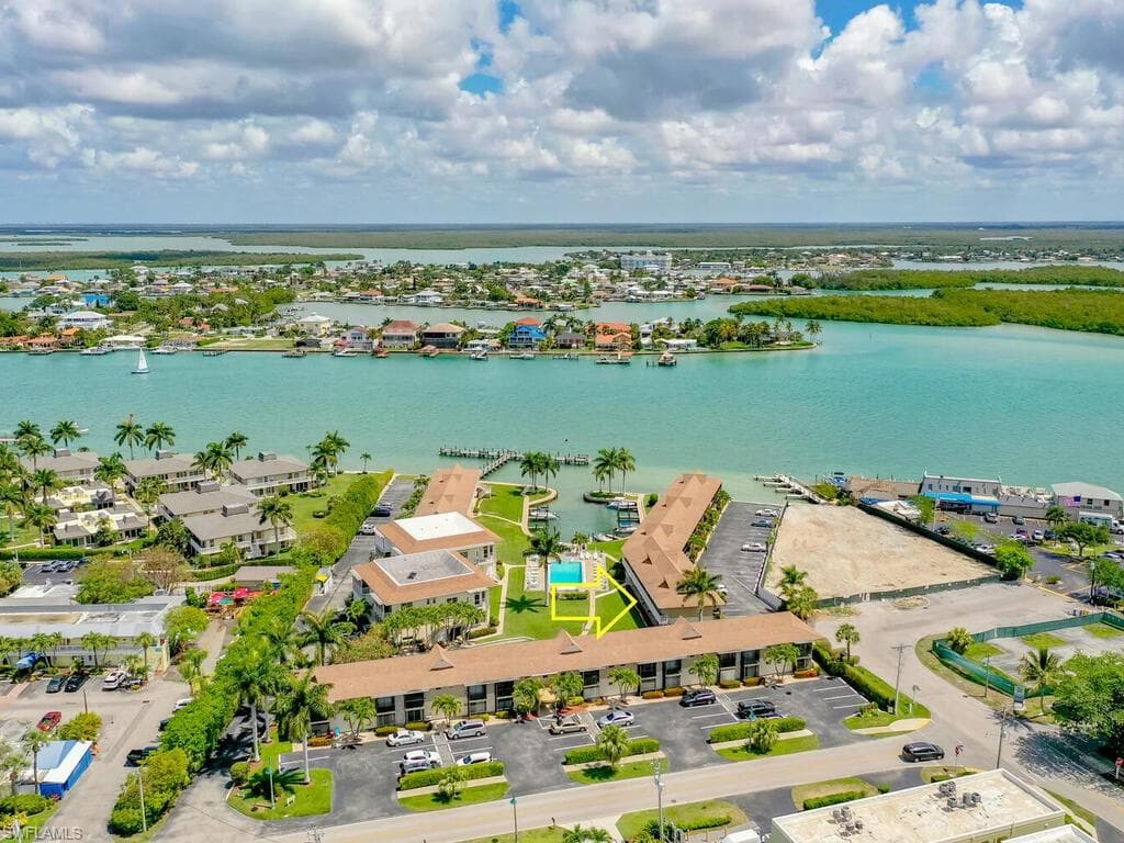850 Palm ST F2 MARCO ISLAND, FL 34145