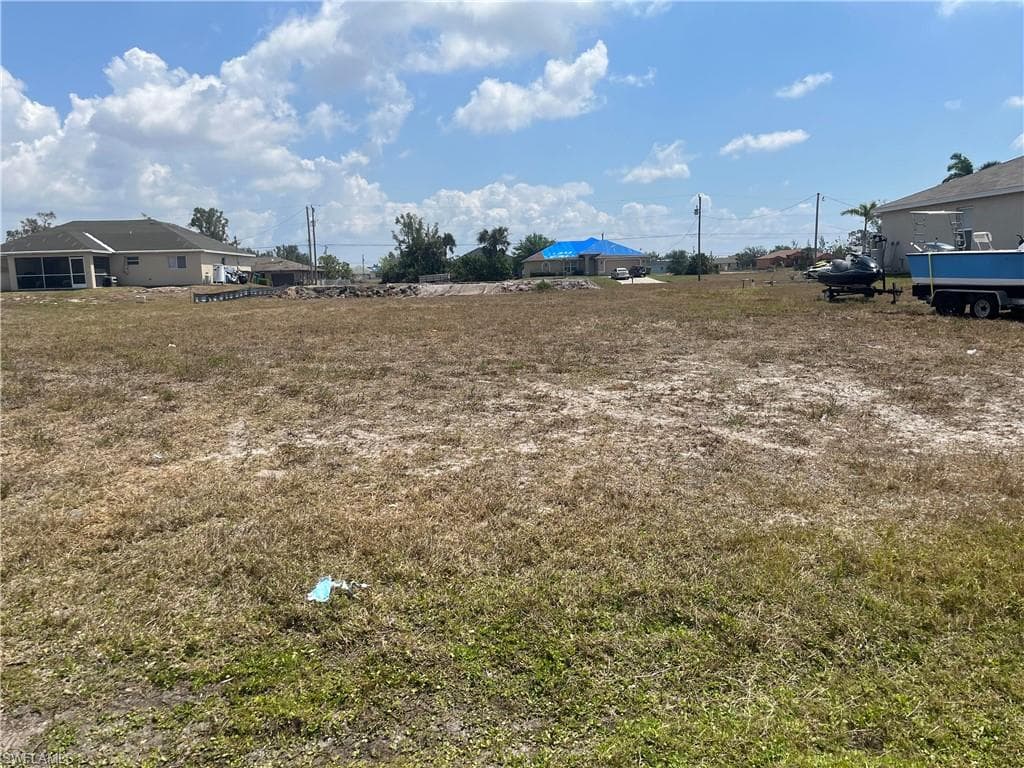 313 NW 17th AVE CAPE CORAL, FL 33993