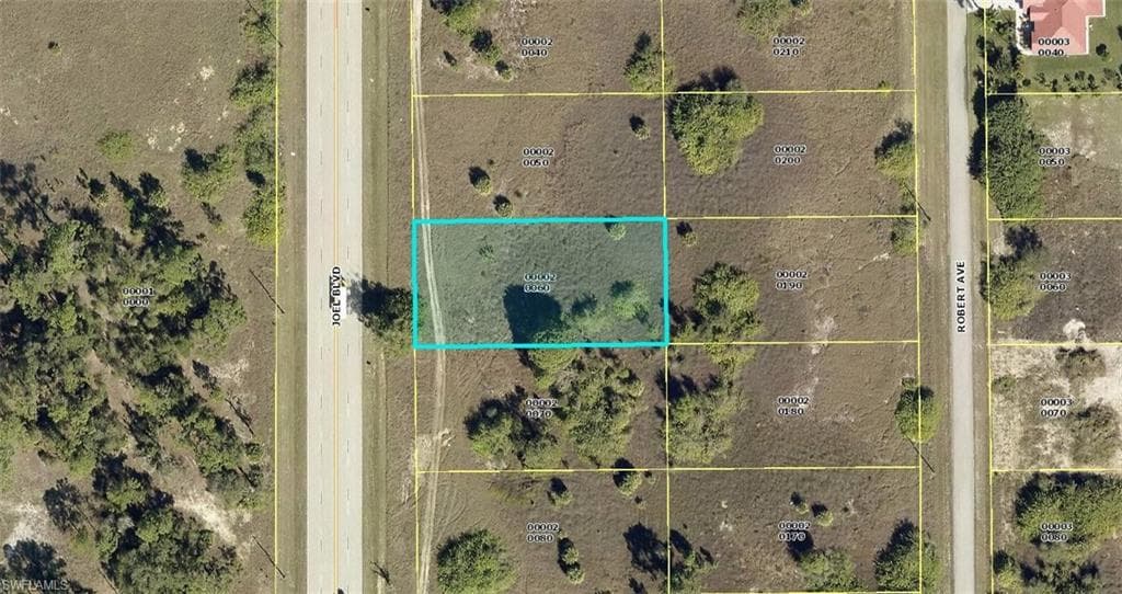 1612 Joel BLVD LEHIGH ACRES, FL 33972