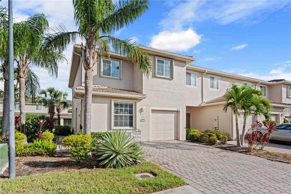 3891 Cherrybrook LOOP FORT MYERS, FL 33966